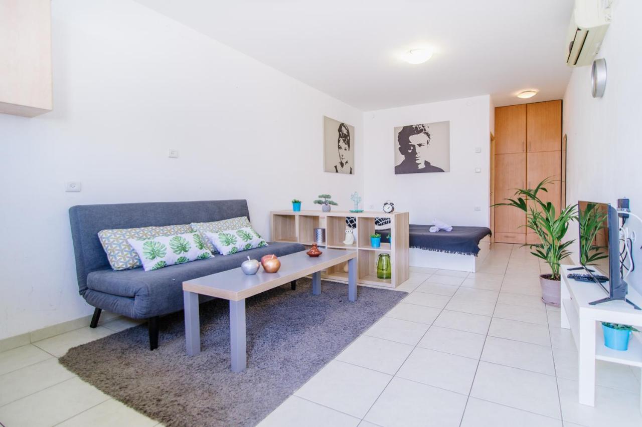 Carmel Market Apartments - By Comfort Zone Tlv เทลอาวีฟ ภายนอก รูปภาพ